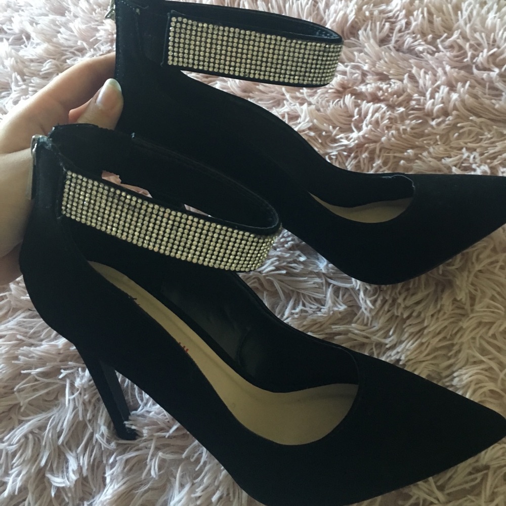 Red Delicious Women’s High Heels